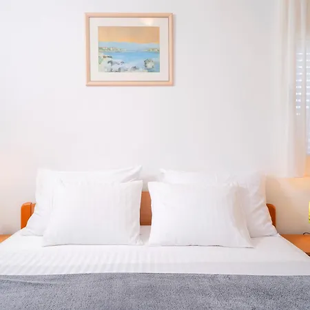 Apartment Lea Guesthouse Hvar Town